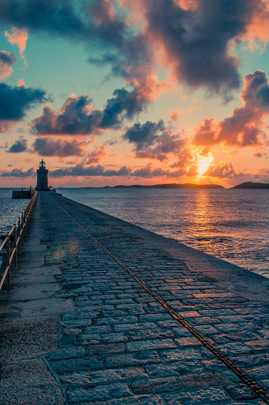 walkway towards the lighthouse